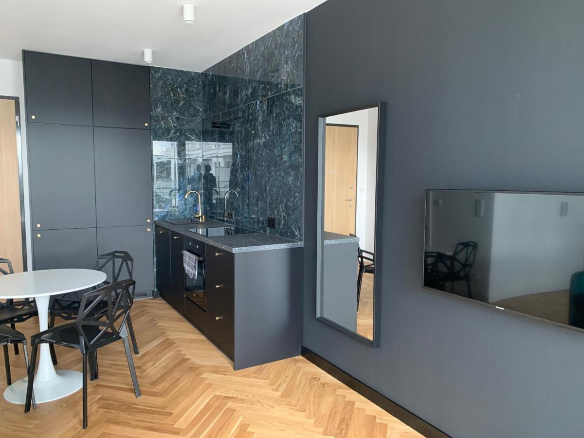 Apartamenty Wola Goleszowska Varsóvia Exterior foto